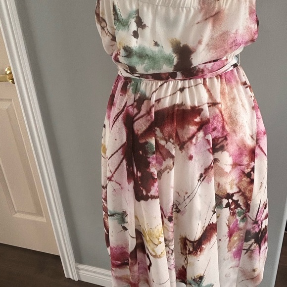 Elegant Multicolor Women's Dress Guess Size Small - Picture 2 of 7